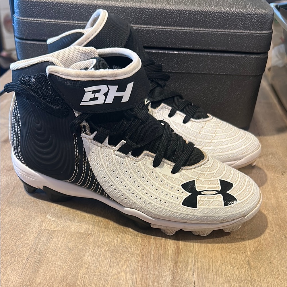 Under Armour Black and White Cleats